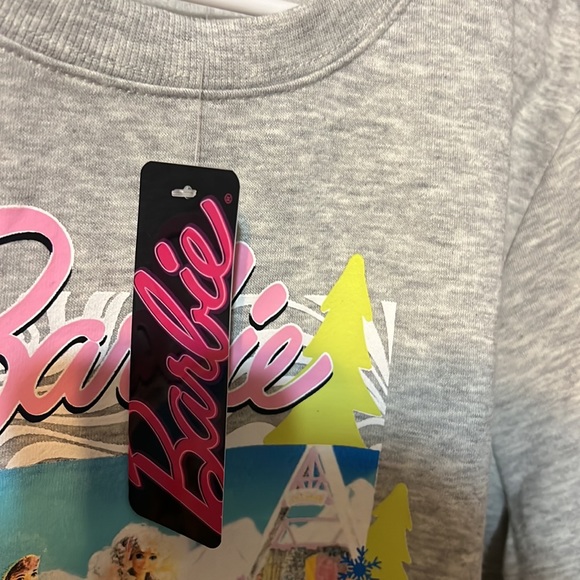 Barbie ski club design women’s large  Crewneck sweatshirt - Picture 2 of 7